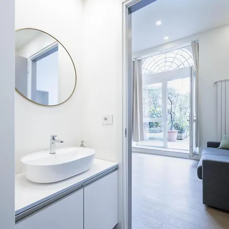 New Loft Porta Romana Apartment